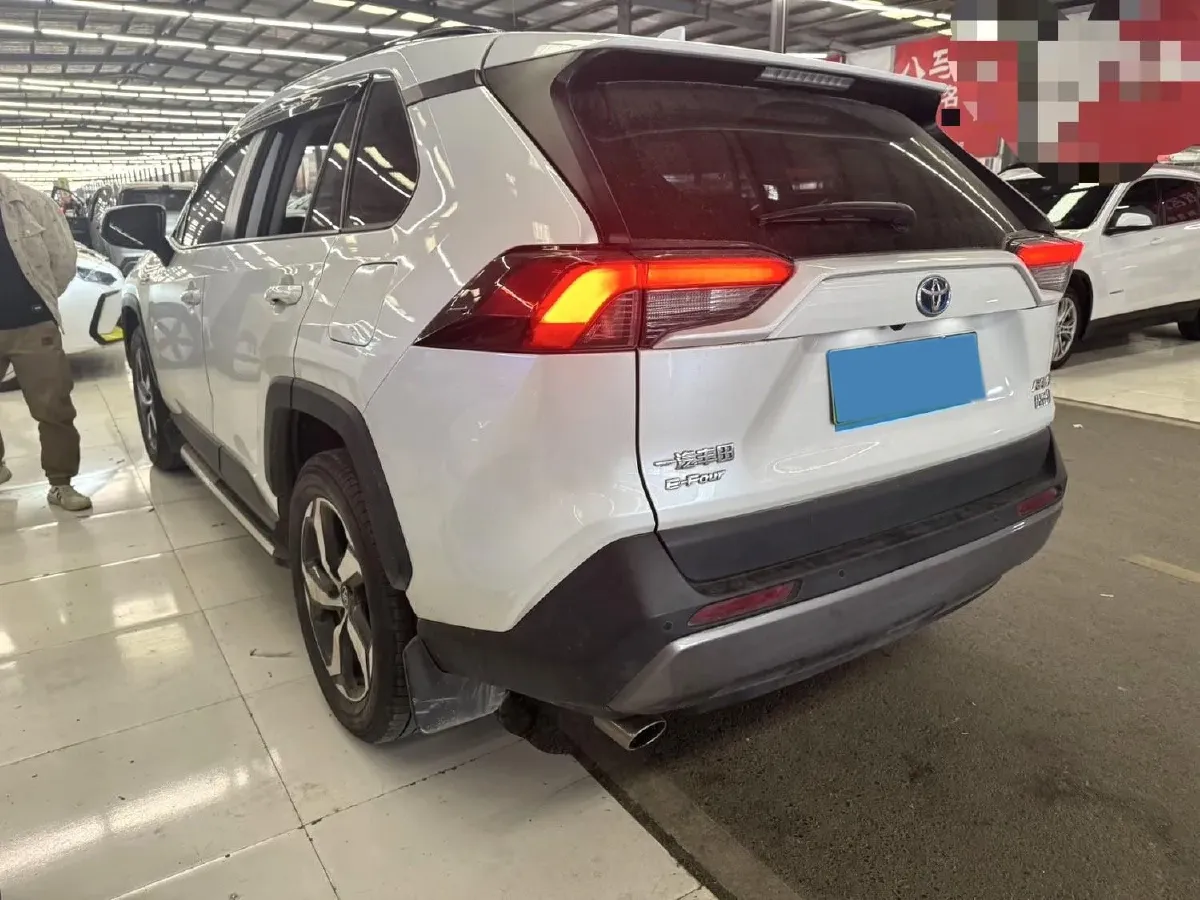 2021 Toyota RAV4 Hybird E+ 2.5L 180HP L4 E-CVT PHEV 15.984KWH,autocango,china used car exporter,china ev exporter,chinese used car exporter,chinese used ev exporter