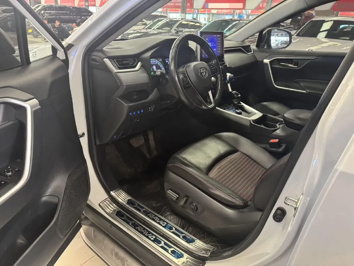 2021 Toyota RAV4 Hybird E+ 2.5L 180HP L4 E-CVT PHEV 15.984KWH,autocango,china used car exporter,china ev exporter,chinese used car exporter,chinese used ev exporter