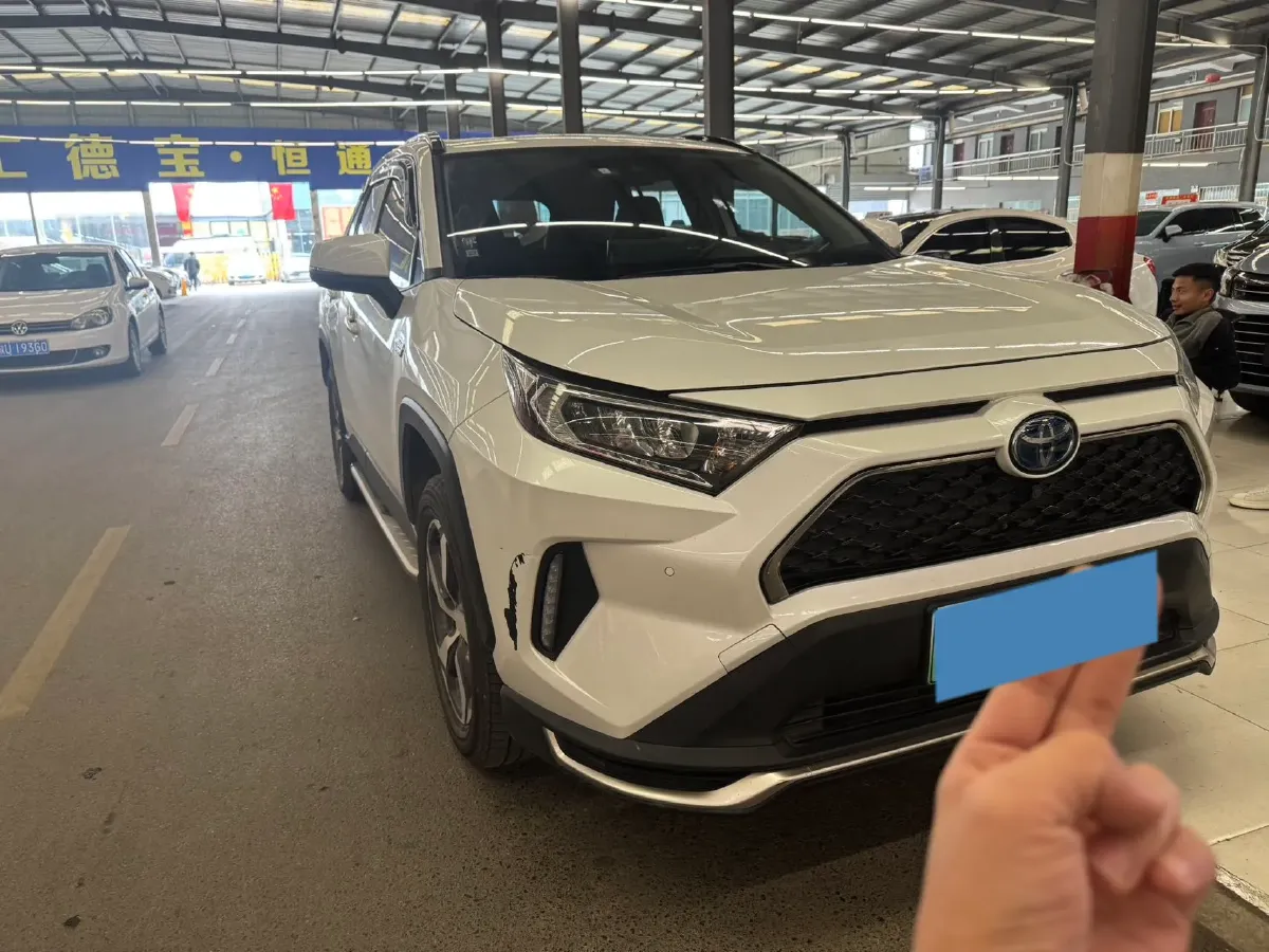 2021 Toyota RAV4 Hybird E+ 2.5L 180HP L4 E-CVT PHEV 15.984KWH,autocango,china used car exporter,china ev exporter,chinese used car exporter,chinese used ev exporter