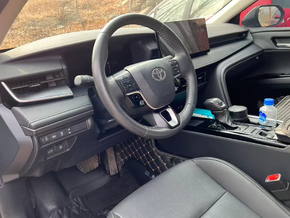 2024 Toyota Camry 2.0L 152HP L4 E-CVT Hybrid,autocango,china used car exporter,china ev exporter,chinese used car exporter,chinese used ev exporter