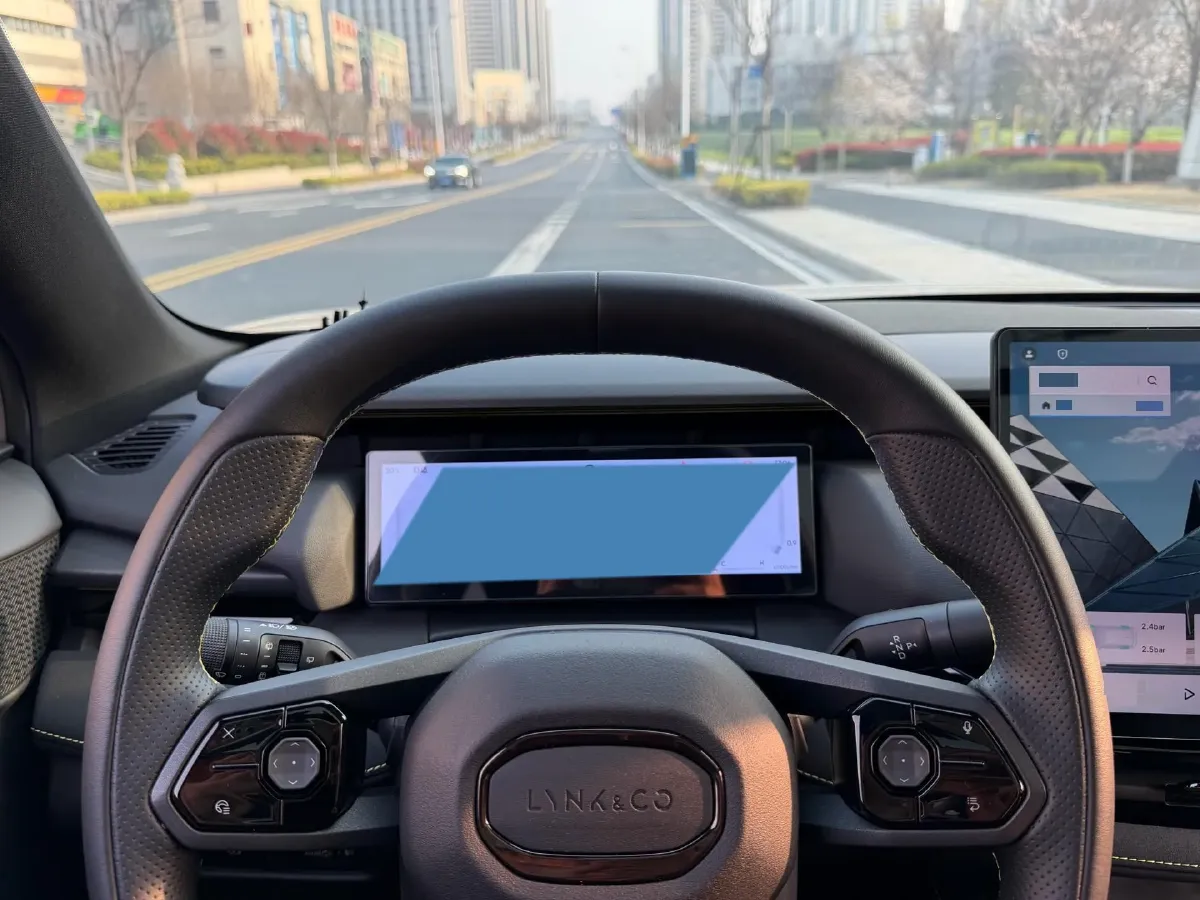 2025 LYNK&CO 06 1.5T 181HP L4 7DCT,autocango,china used car exporter,china ev exporter,chinese used car exporter,chinese used ev exporter