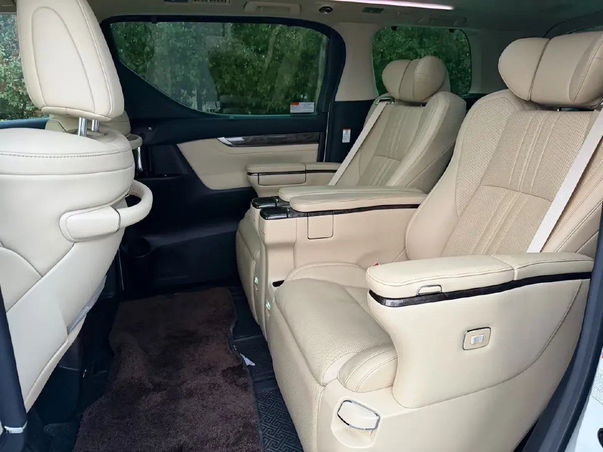 2021 Toyota Alphard 2.5L 117HP L4 E-CVT Hybrid,autocango,china used car exporter,china ev exporter,chinese used car exporter,chinese used ev exporter