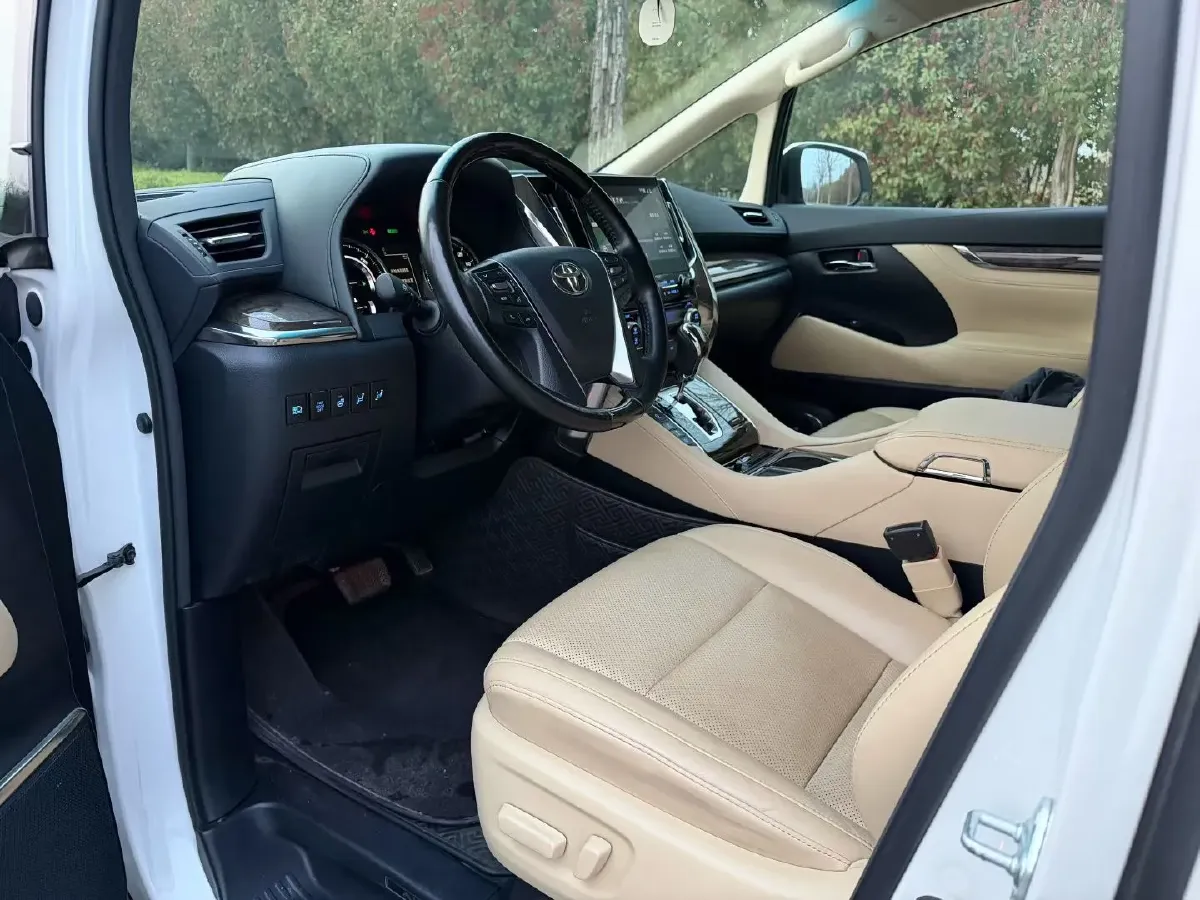 2021 Toyota Alphard 2.5L 117HP L4 E-CVT Hybrid,autocango,china used car exporter,china ev exporter,chinese used car exporter,chinese used ev exporter