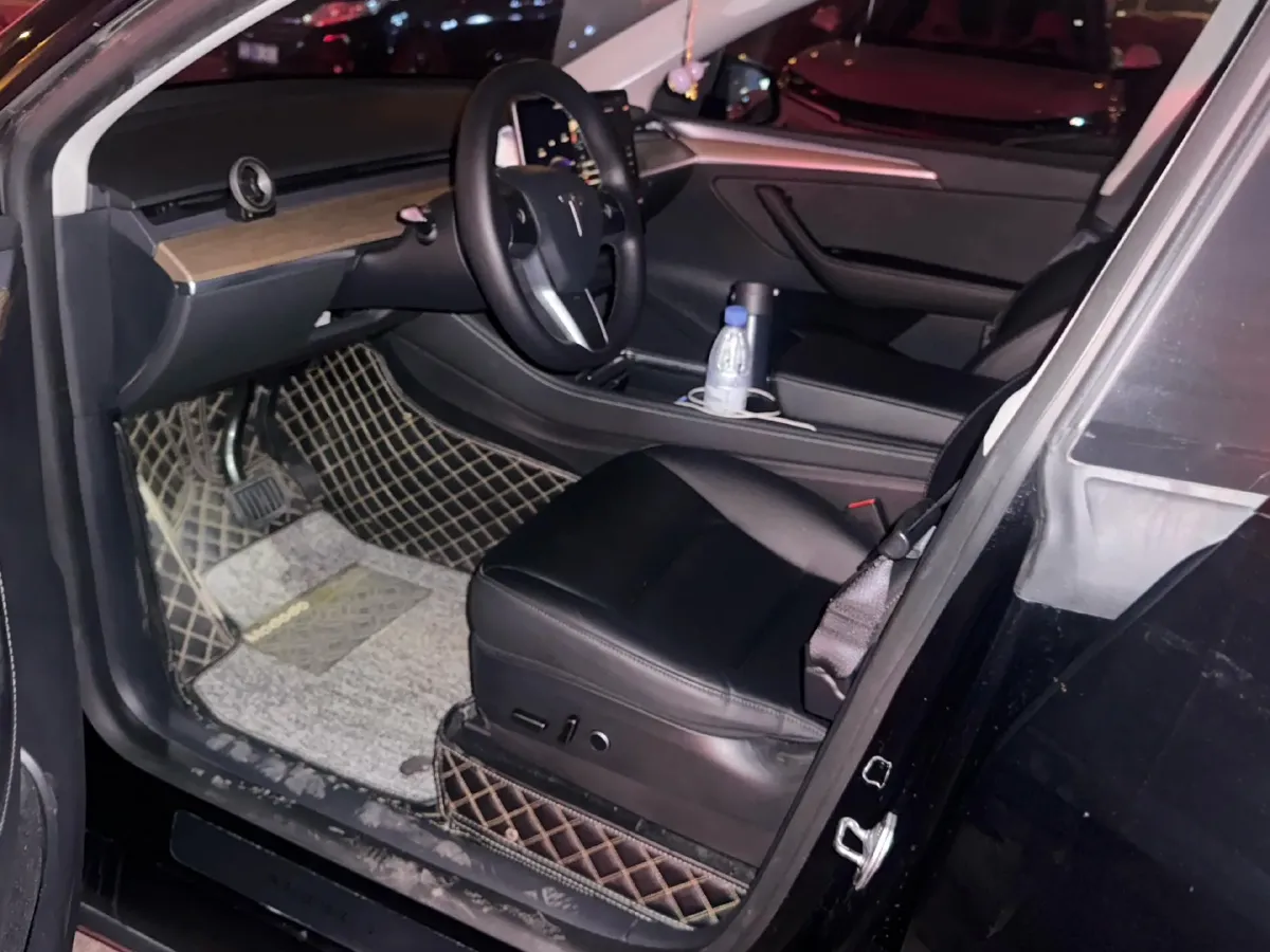 2021 Tesla Model Y BEV 60KWH,autocango,china used car exporter,china ev exporter,chinese used car exporter,chinese used ev exporter