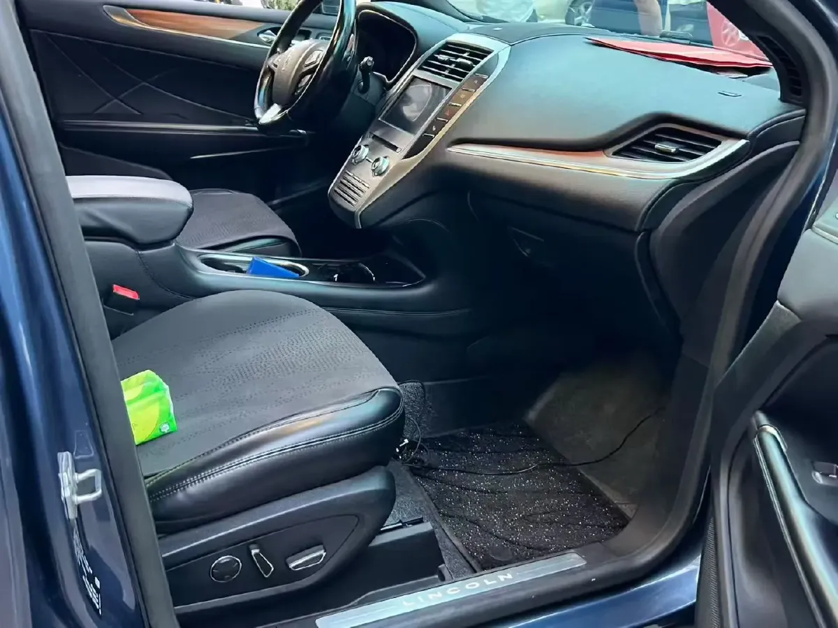 2018 Lincoln MKC 2.0T 253HP L4 6AT,autocango,china used car exporter,china ev exporter,chinese used car exporter,chinese used ev exporter