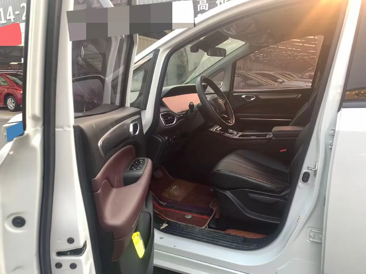 2021 GAC Trumpchi M6 1.5T 169HP L4 6AT,autocango,china used car exporter,china ev exporter,chinese used car exporter,chinese used ev exporter