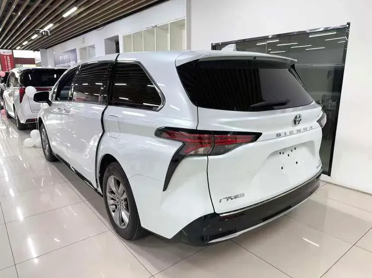 2024 Toyota Sienna 2.5L 189HP L4 E-CVT Hybrid,autocango,china used car exporter,china ev exporter,chinese used car exporter,chinese used ev exporter
