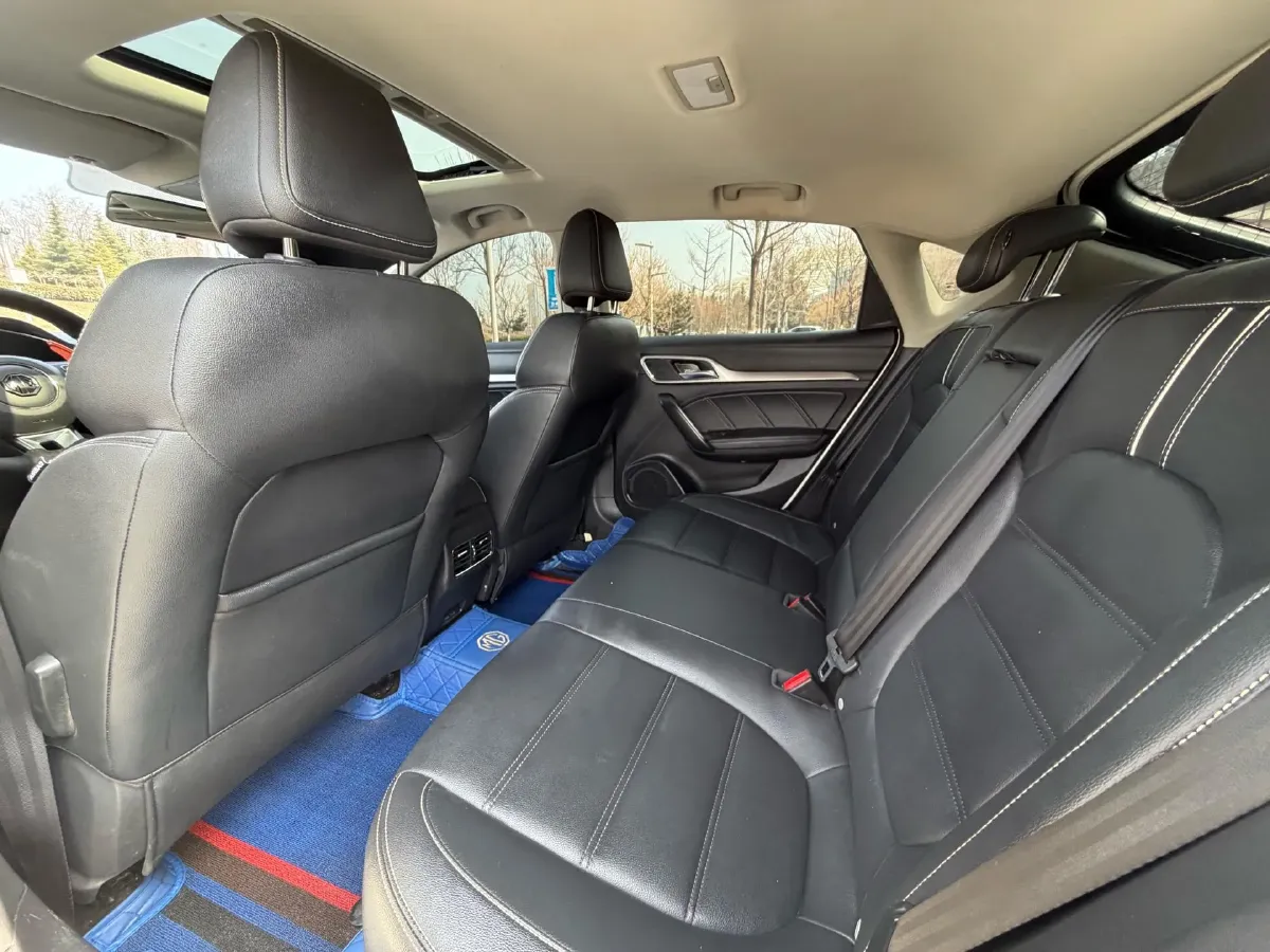 2019 MAXUS XinTu V80 2.5T 136HP L4 6AMT,autocango,china used car exporter,china ev exporter,chinese used car exporter,chinese used ev exporter