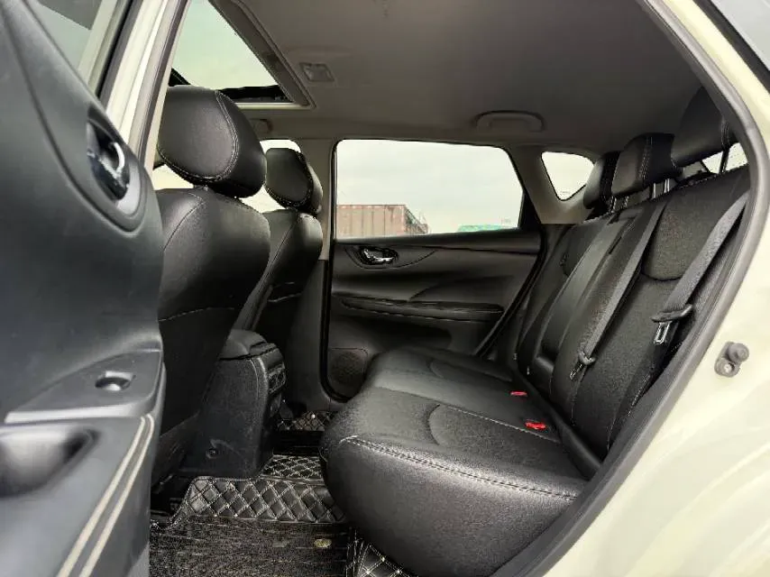 2021 Nissan Tiida 1.6L 122HP L4 CVT,autocango,china used car exporter,china ev exporter,chinese used car exporter,chinese used ev exporter