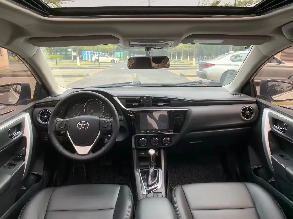 2017 Toyota Levin 1.2T 116HP L4 CVT,autocango,china used car exporter,china ev exporter,chinese used car exporter,chinese used ev exporter