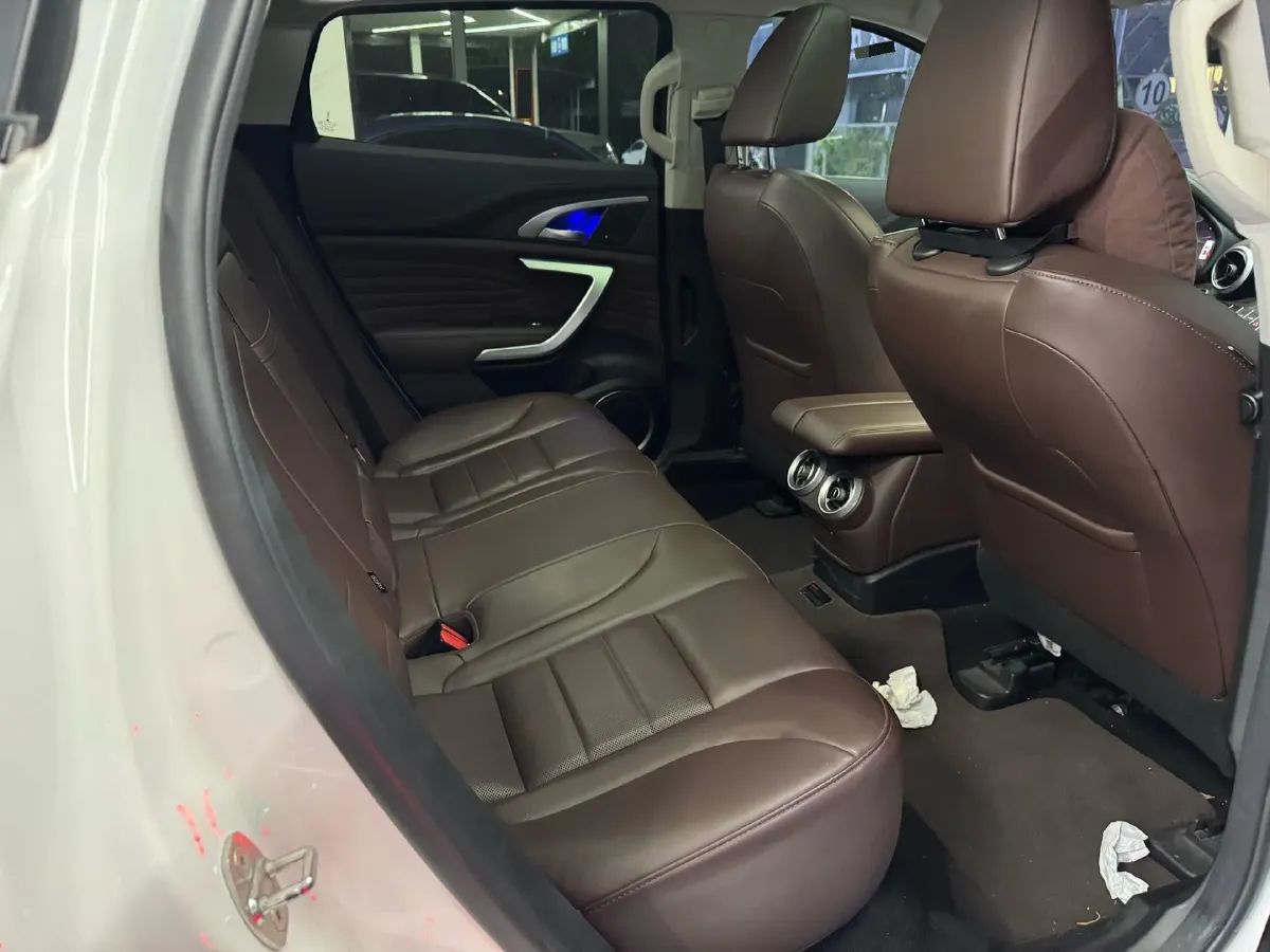 2020 WEY VV7 2.0T 227HP L4 7DCT,autocango,china used car exporter,china ev exporter,chinese used car exporter,chinese used ev exporter