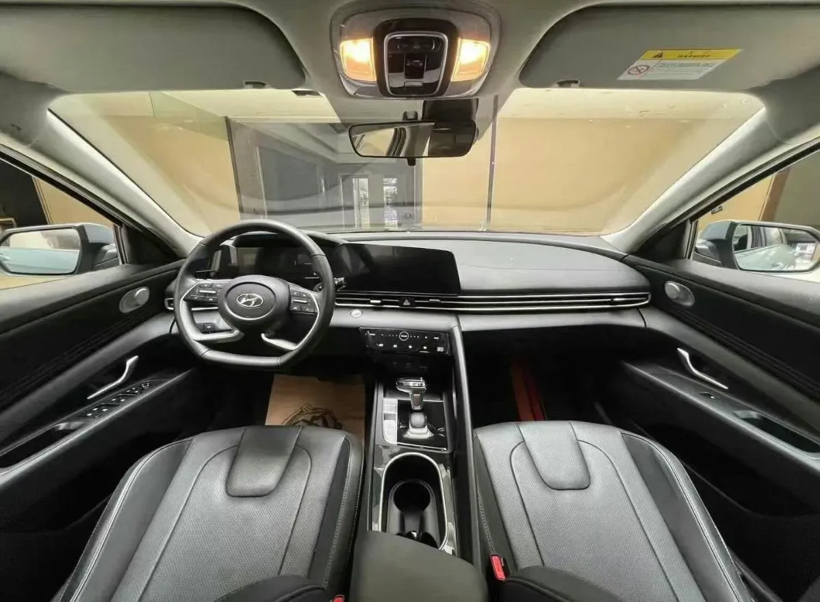 2023 Hyundai Elantra 1.5L 115HP L4 CVT,autocango,china used car exporter,china ev exporter,chinese used car exporter,chinese used ev exporter