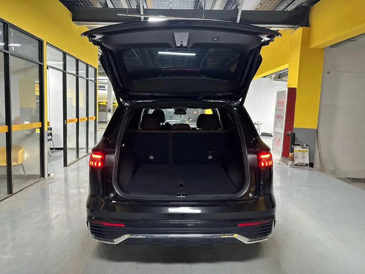 2024 Geely Monjaro 2.0T 238HP L4 8AT,autocango,china used car exporter,china ev exporter,chinese used car exporter,chinese used ev exporter