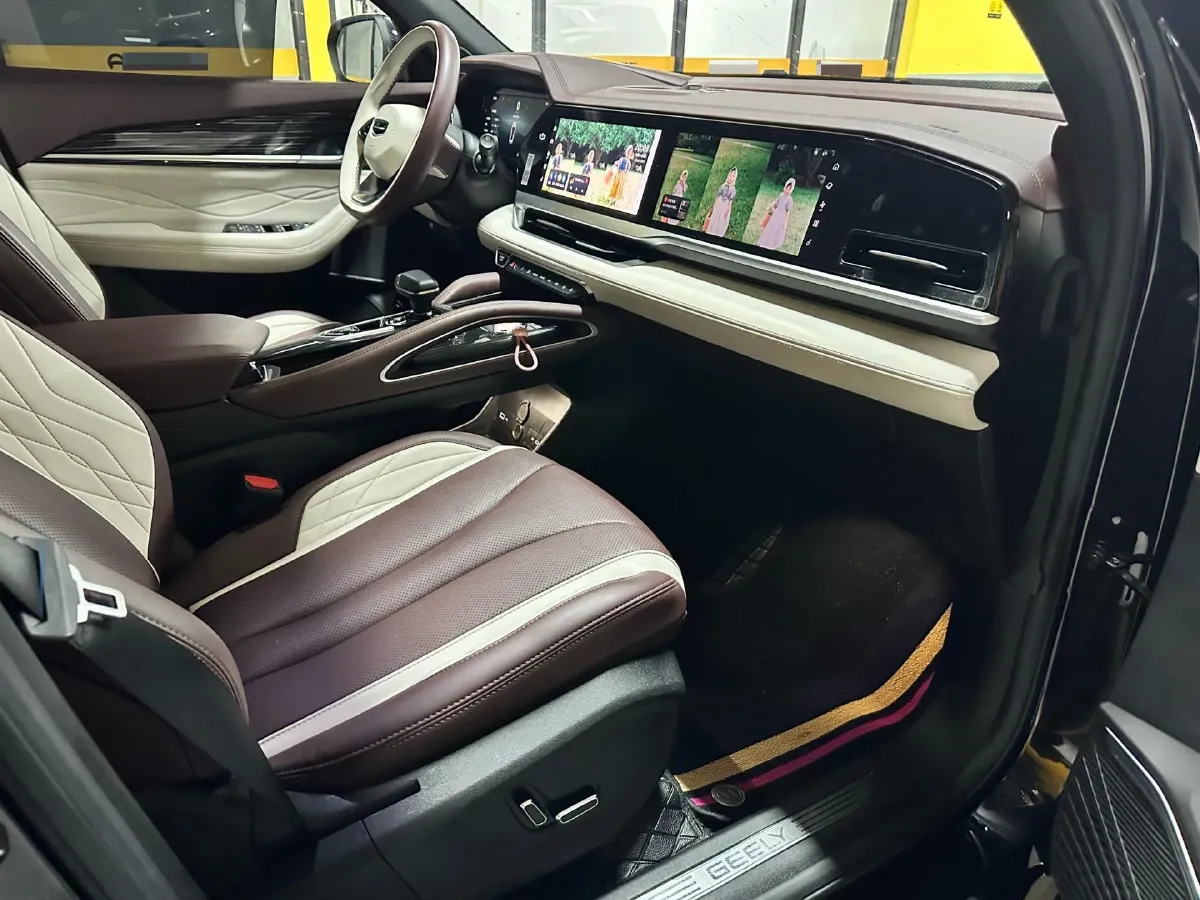 2024 Geely Monjaro 2.0T 238HP L4 8AT,autocango,china used car exporter,china ev exporter,chinese used car exporter,chinese used ev exporter