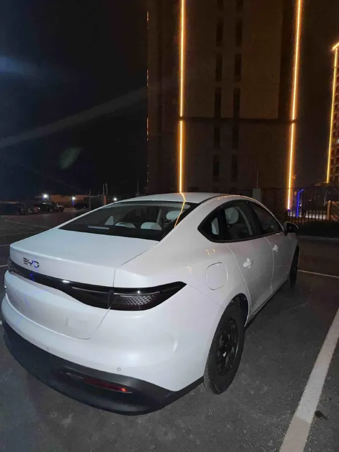 2025 BYD Seal05 DM-i 1.5L 101HP L4 E-CVT PHEV 7.68KWH,autocango,china used car exporter,china ev exporter,chinese used car exporter,chinese used ev exporter