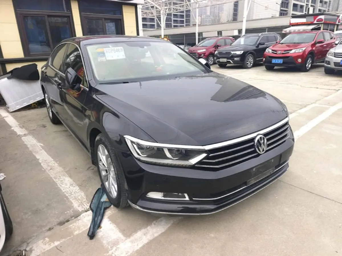 2019 Volkswagen Magotan 2.0T 186HP L4 7DCT,autocango,china used car exporter,china ev exporter,chinese used car exporter,chinese used ev exporter
