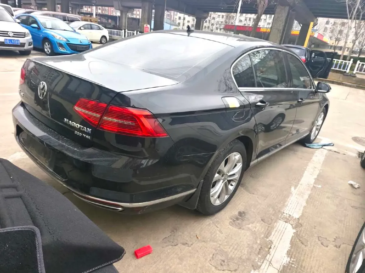 2019 Volkswagen Magotan 2.0T 186HP L4 7DCT,autocango,china used car exporter,china ev exporter,chinese used car exporter,chinese used ev exporter