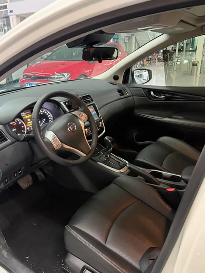 2021 Nissan Tiida 1.6L 122HP L4 CVT,autocango,china used car exporter,china ev exporter,chinese used car exporter,chinese used ev exporter