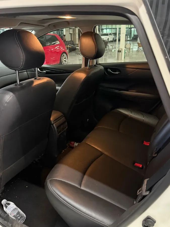 2021 Nissan Tiida 1.6L 122HP L4 CVT,autocango,china used car exporter,china ev exporter,chinese used car exporter,chinese used ev exporter