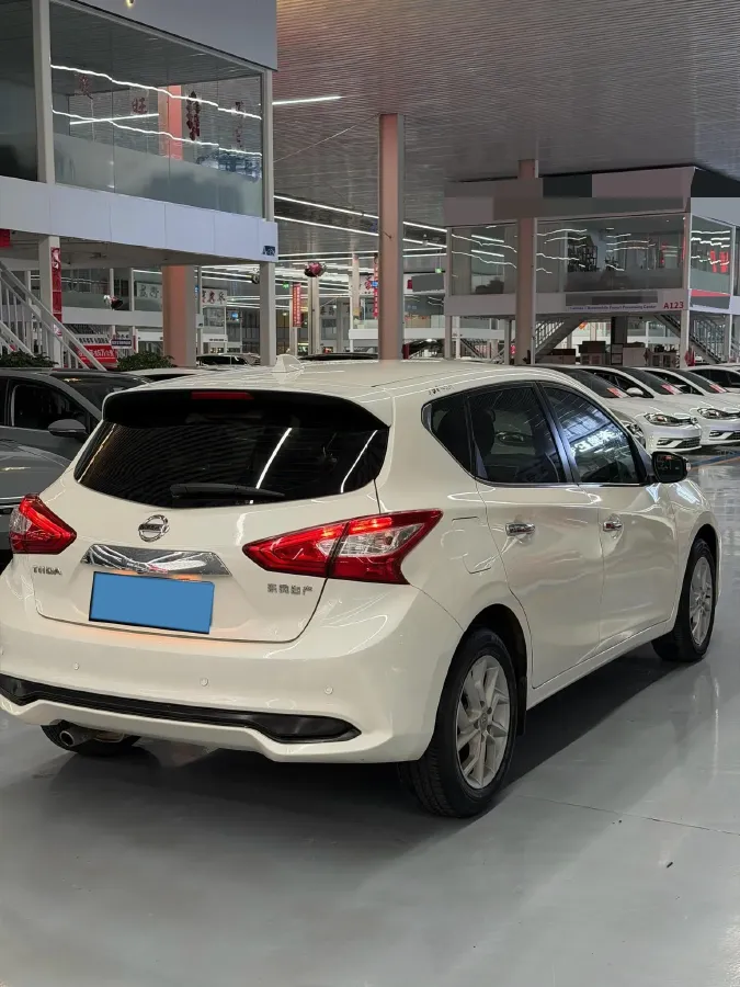 2021 Nissan Tiida 1.6L 122HP L4 CVT,autocango,china used car exporter,china ev exporter,chinese used car exporter,chinese used ev exporter