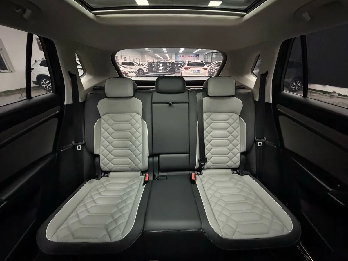 2023 Volkswagen Tayron 1.4T 150HP L4 7DCT,autocango,china used car exporter,china ev exporter,chinese used car exporter,chinese used ev exporter