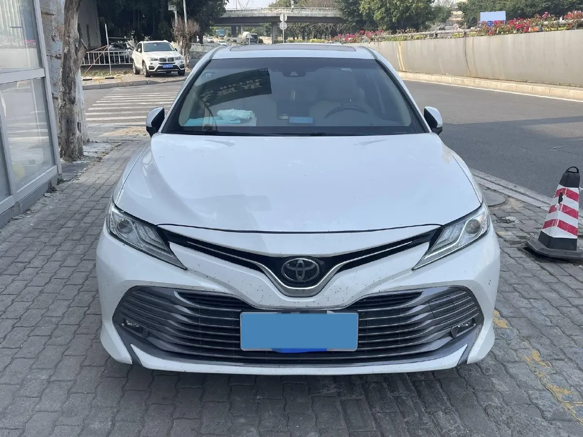 2019 Toyota Camry 2.0L 178HP L4 CVT,autocango,china used car exporter,china ev exporter,chinese used car exporter,chinese used ev exporter
