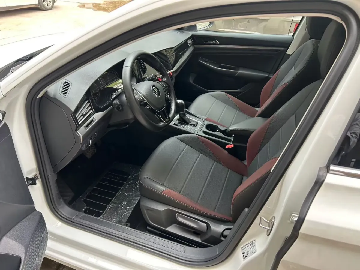 2021 Volkswagen Bora 1.5L 113HP L4 6AT,autocango,china used car exporter,china ev exporter,chinese used car exporter,chinese used ev exporter