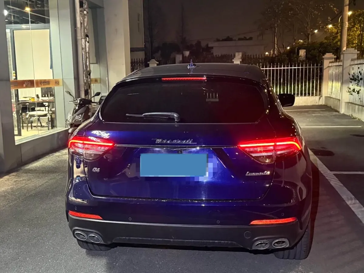 2021 Maserati Levante 3.0T 350HP V6 8AT,autocango,china used car exporter,china ev exporter,chinese used car exporter,chinese used ev exporter
