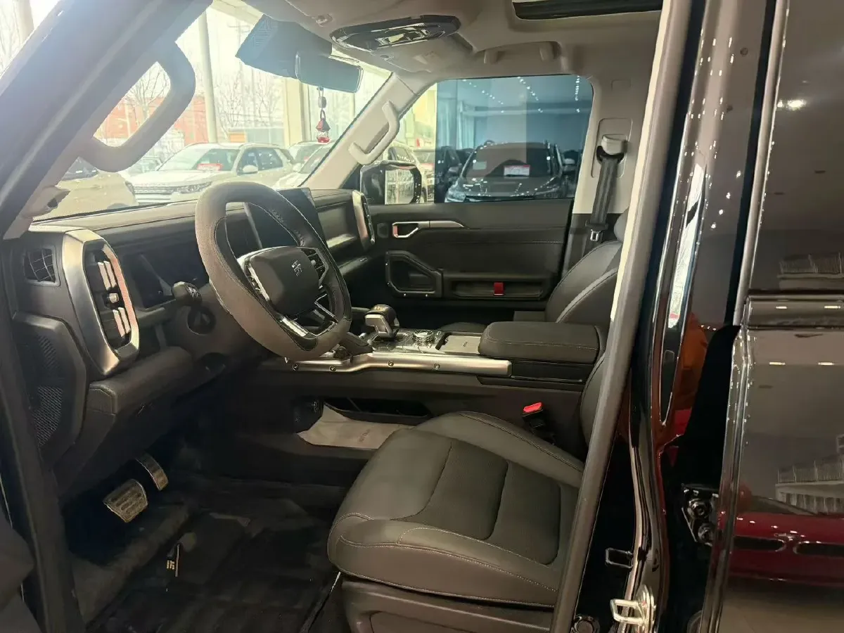 2023 Jetour Traveller 2.0T 254HP L4 7DCT,autocango,china used car exporter,china ev exporter,chinese used car exporter,chinese used ev exporter