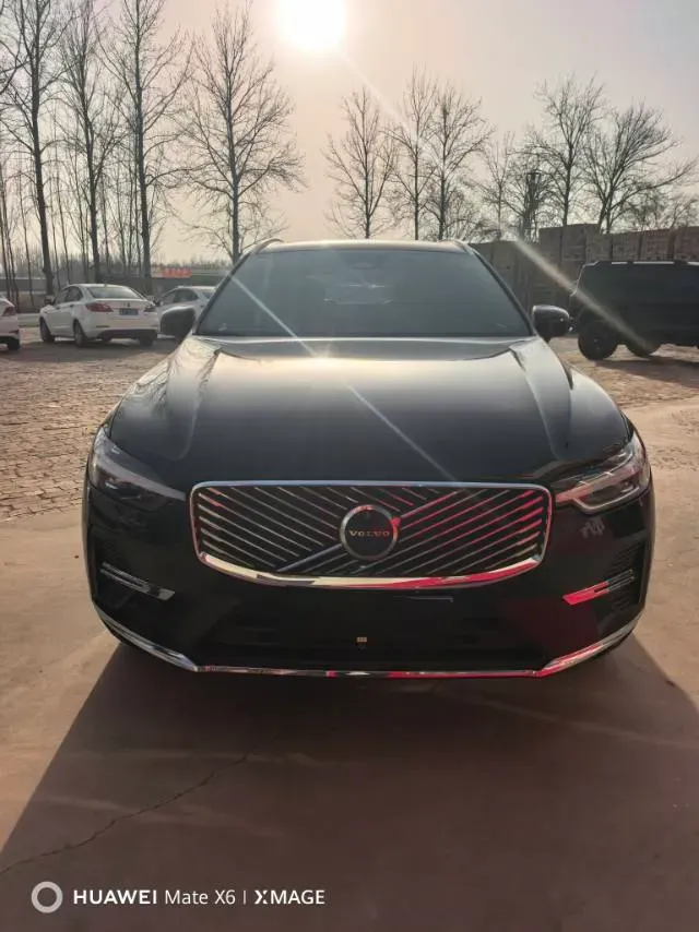 2026 Volvo XC60 2.0T 250HP L4 8AT,autocango,china used car exporter,china ev exporter,chinese used car exporter,chinese used ev exporter