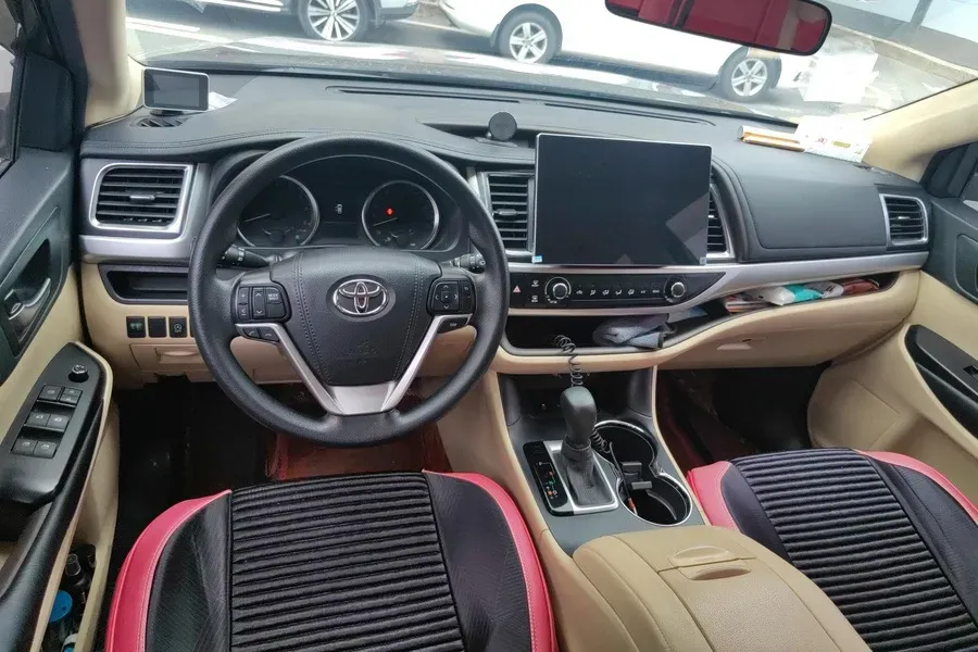 2021 Toyota Highlander 2.0T 220HP L4 6AT,autocango,china used car exporter,china ev exporter,chinese used car exporter,chinese used ev exporter