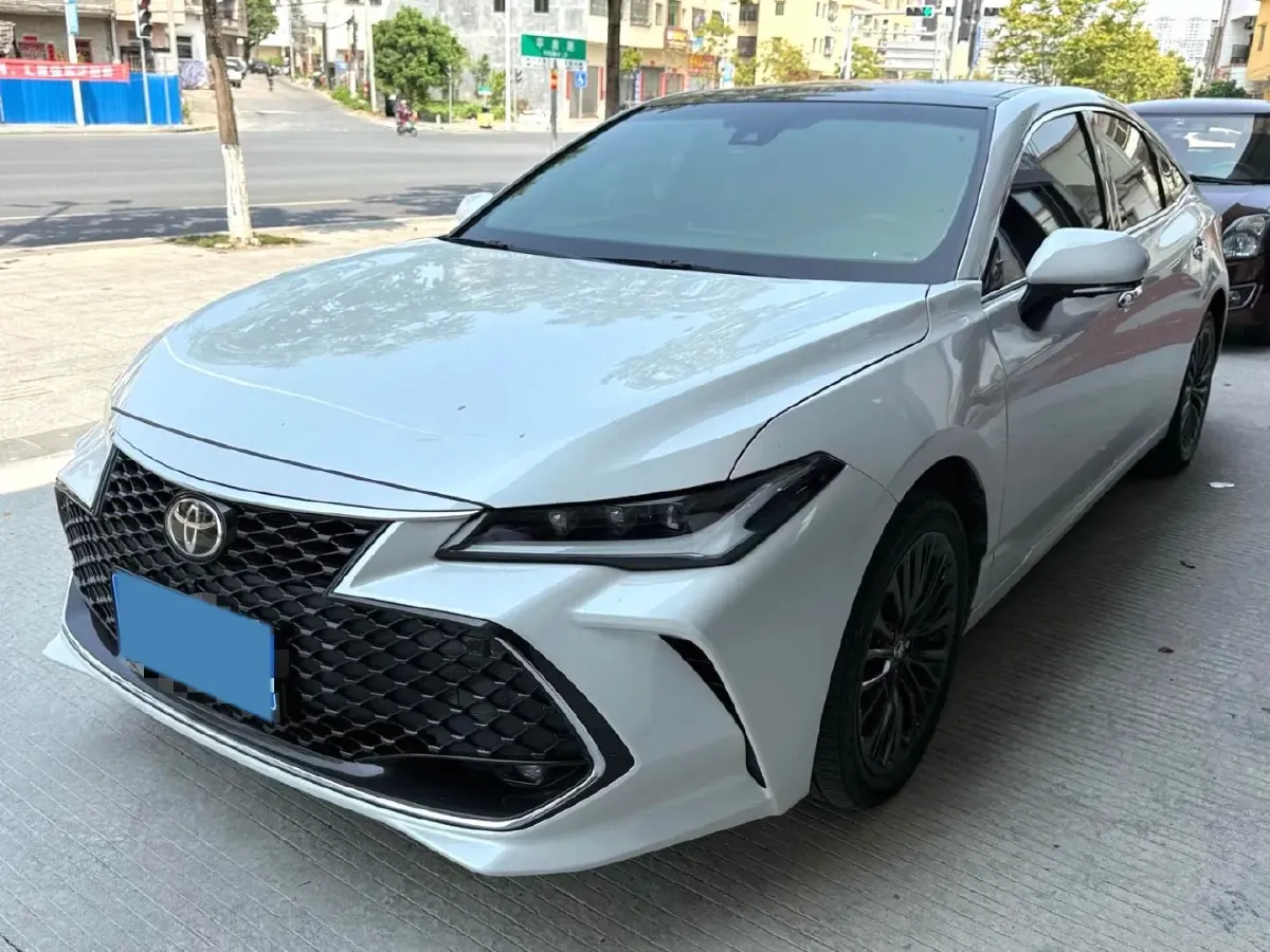 2023 Toyota Avalon 2.5L 207HP L4 8AT,autocango,china used car exporter,china ev exporter,chinese used car exporter,chinese used ev exporter