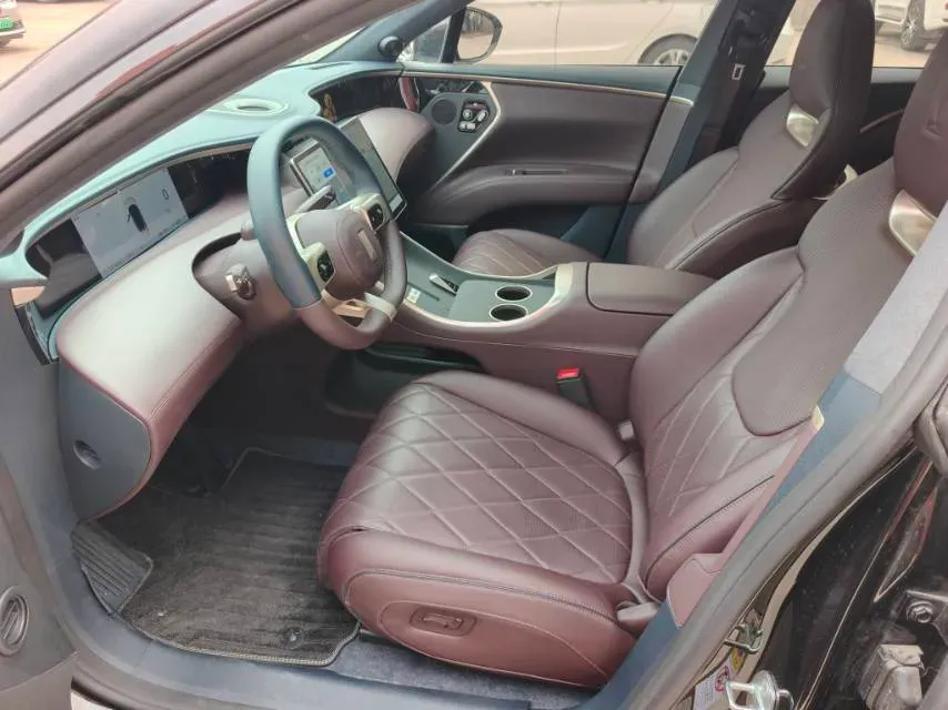 2025 Avatr 11 1.5T 156HP L4 REEV,autocango,china used car exporter,china ev exporter,chinese used car exporter,chinese used ev exporter