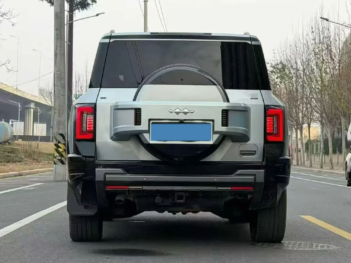 2025 FangChengBao Bao 8 2.0T 245HP L4 E-CVT PHEV 36.8KWH,autocango,china used car exporter,china ev exporter,chinese used car exporter,chinese used ev exporter