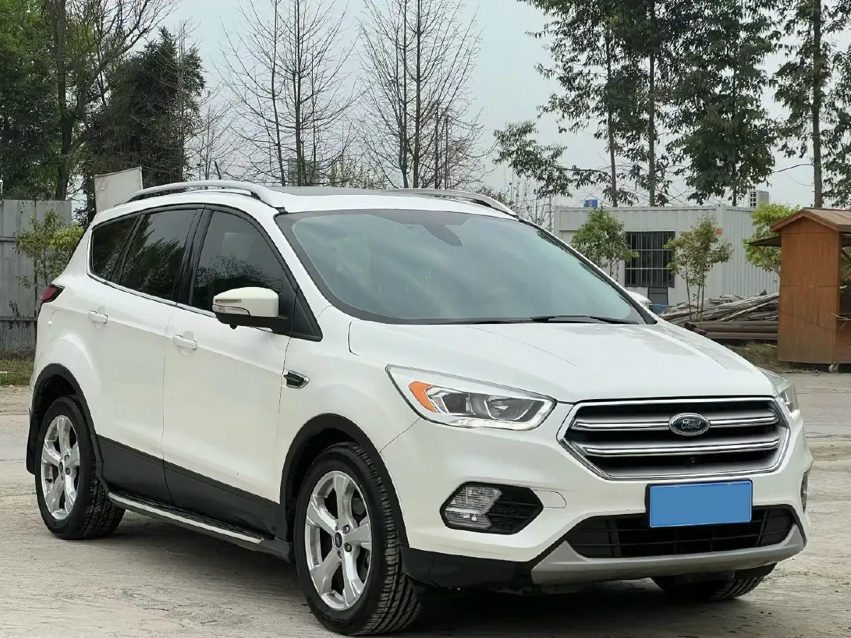 2018 Nissan Terra 2.5L 184HP L4 7AT,autocango,china used car exporter,china ev exporter,chinese used car exporter,chinese used ev exporter