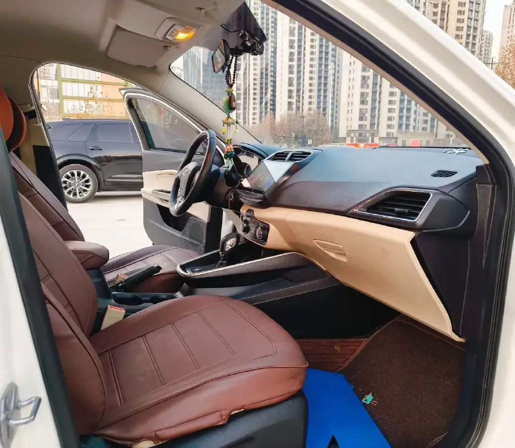 2017 Ford Escort 1.5L 113HP L4 6AT,autocango,china used car exporter,china ev exporter,chinese used car exporter,chinese used ev exporter