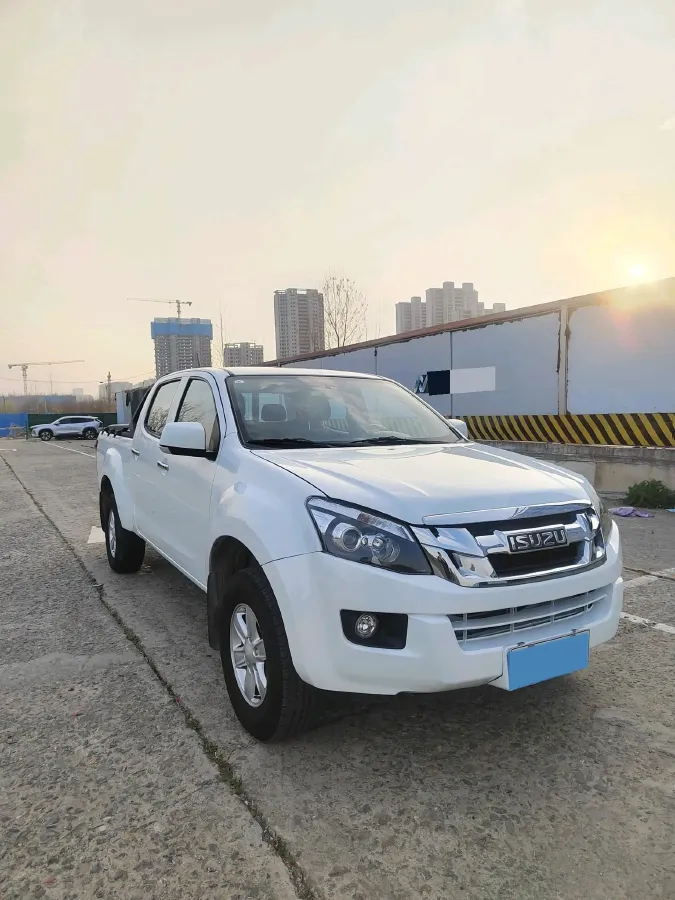 2023 Isuzu LingTuo 2.5T 150HP L4 8AT,autocango,china used car exporter,china ev exporter,chinese used car exporter,chinese used ev exporter