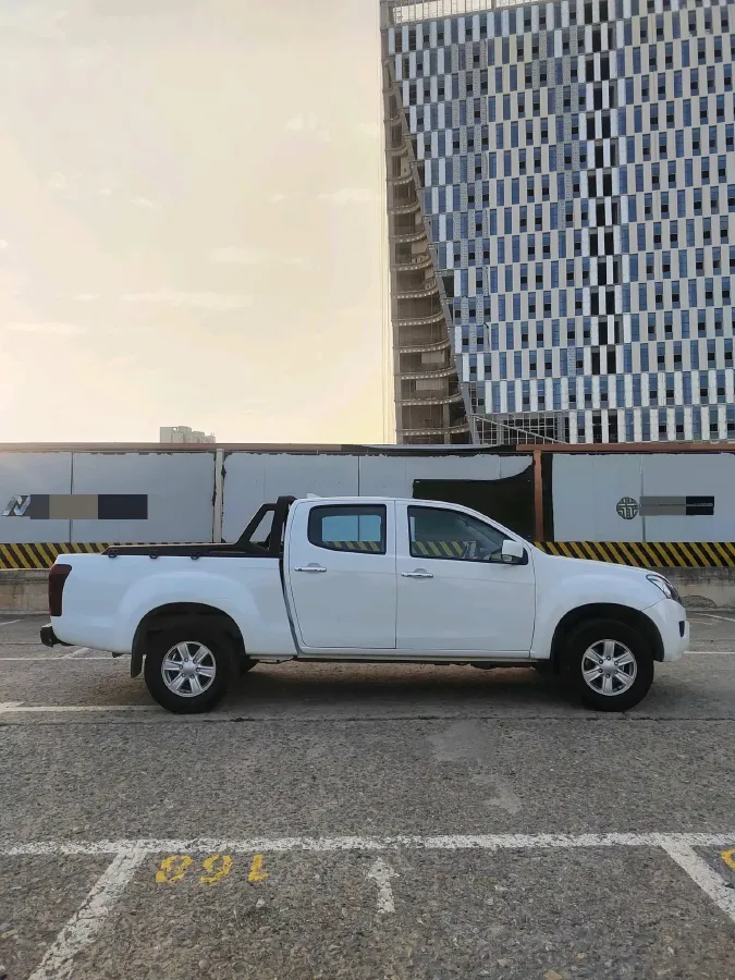 2023 Isuzu LingTuo 2.5T 150HP L4 8AT,autocango,china used car exporter,china ev exporter,chinese used car exporter,chinese used ev exporter