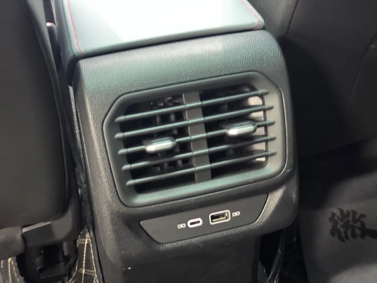 2023 Volkswagen Lamando 1.4T 150HP L4 7DCT,autocango,china used car exporter,china ev exporter,chinese used car exporter,chinese used ev exporter