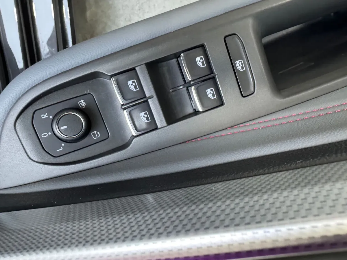 2023 Volkswagen Lamando 1.4T 150HP L4 7DCT,autocango,china used car exporter,china ev exporter,chinese used car exporter,chinese used ev exporter