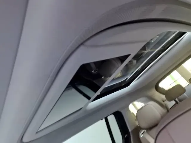 2025 Xpeng X9 BEV,autocango,china used car exporter,china ev exporter,chinese used car exporter,chinese used ev exporter