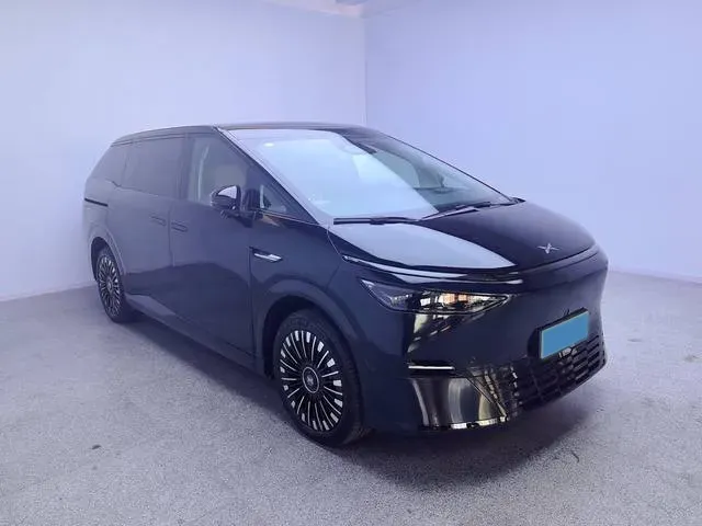 2025 Xpeng X9 BEV,autocango,china used car exporter,china ev exporter,chinese used car exporter,chinese used ev exporter