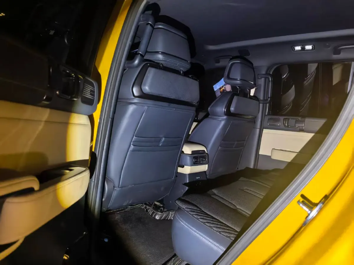 2023 FangChengBao Bao 5 1.5T 194HP L4 E-CVT PHEV 31.8KWH,autocango,china used car exporter,china ev exporter,chinese used car exporter,chinese used ev exporter