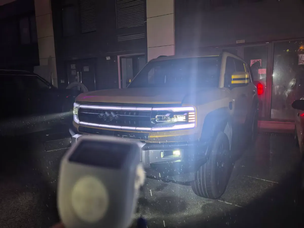 2023 FangChengBao Bao 5 1.5T 194HP L4 E-CVT PHEV 31.8KWH,autocango,china used car exporter,china ev exporter,chinese used car exporter,chinese used ev exporter