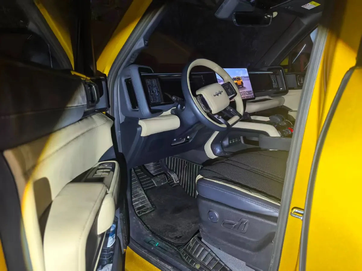 2023 FangChengBao Bao 5 1.5T 194HP L4 E-CVT PHEV 31.8KWH,autocango,china used car exporter,china ev exporter,chinese used car exporter,chinese used ev exporter