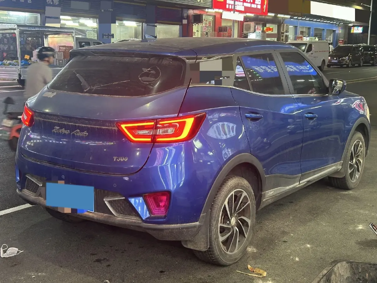 2017 Zotye T300 1.5L 112HP L4 5MT,autocango,china used car exporter,china ev exporter,chinese used car exporter,chinese used ev exporter