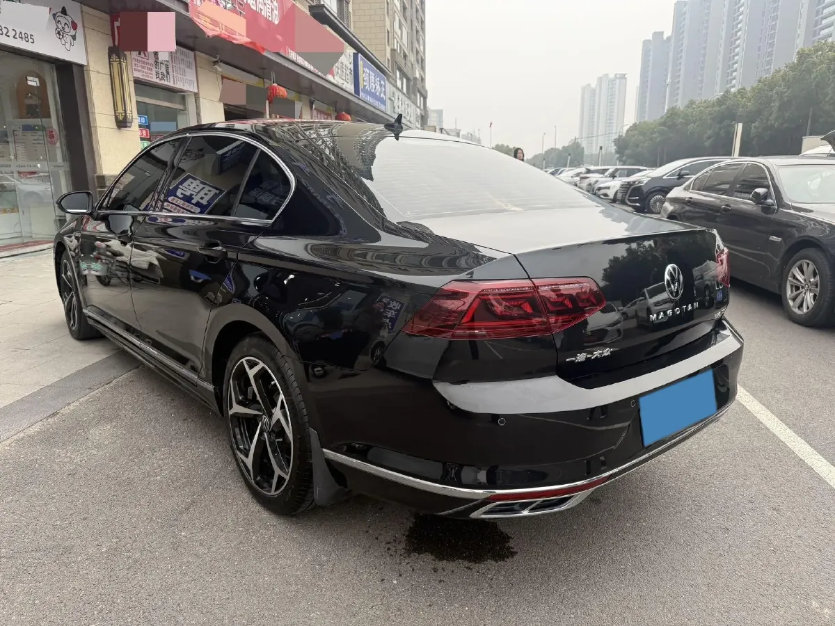 2023 Volkswagen Magotan 2.0T 186HP L4 7DCT,autocango,china used car exporter,china ev exporter,chinese used car exporter,chinese used ev exporter