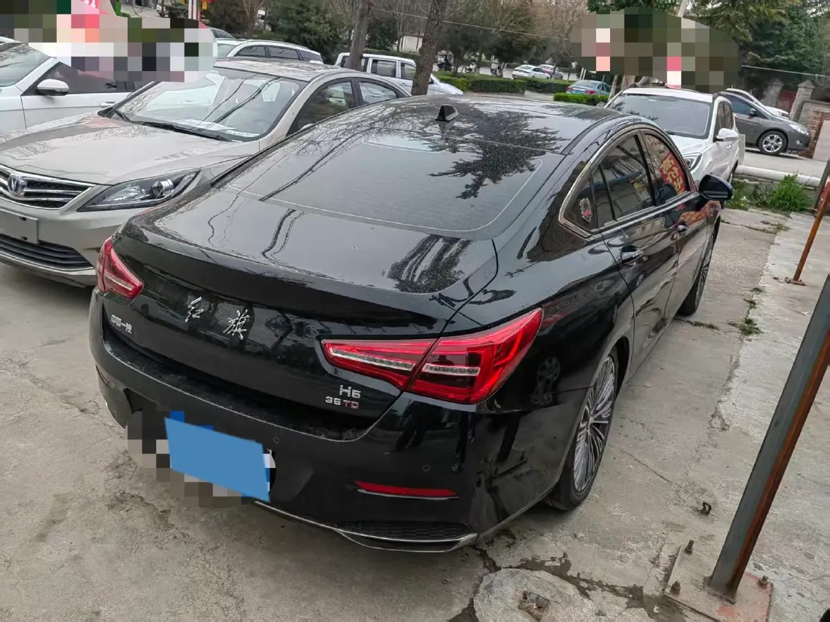 2022 HongQi H5 1.8T 197HP L4 6AT,autocango,china used car exporter,china ev exporter,chinese used car exporter,chinese used ev exporter