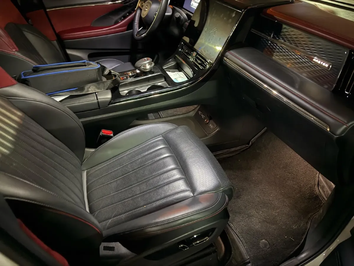 2023 GAC Trumpchi M8 2.0T 190HP L4 E-CVT Hybrid,autocango,china used car exporter,china ev exporter,chinese used car exporter,chinese used ev exporter