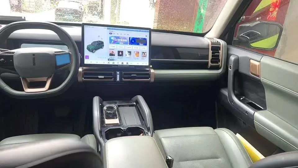 2024 Dongfeng RuiQi 7 2.0T 228HP L4 8AT,autocango,china used car exporter,china ev exporter,chinese used car exporter,chinese used ev exporter